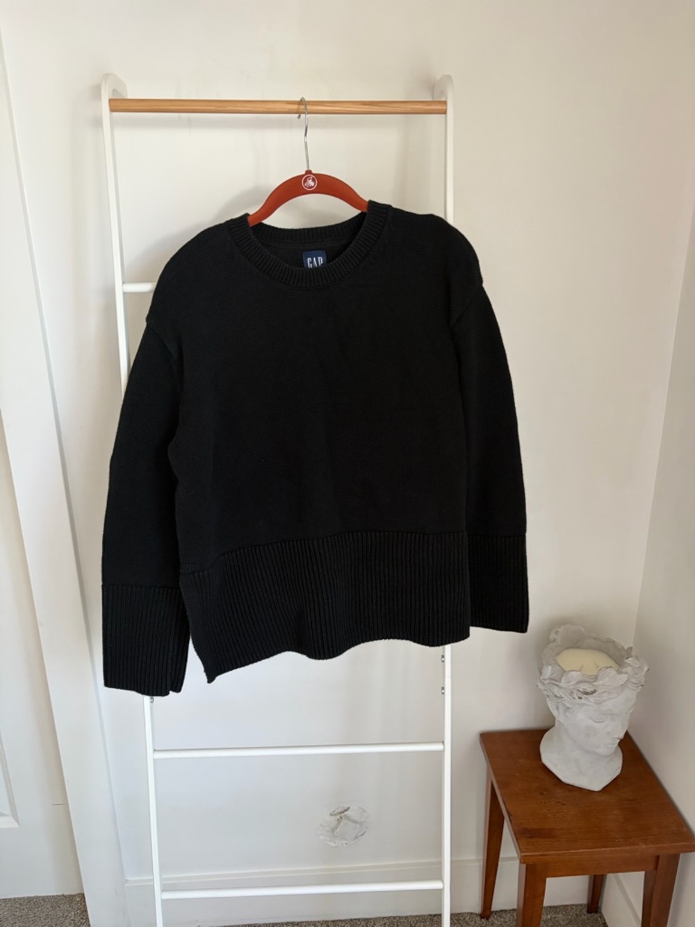 GAP women’s Black Crewneck Knit Sweater XS extra small